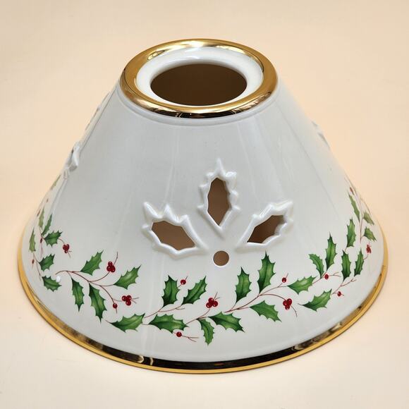 Lenox Holiday Tea Light Candle Lamp Holly Berry w/ Shade 10" Original Open Box - Picture 9 of 12